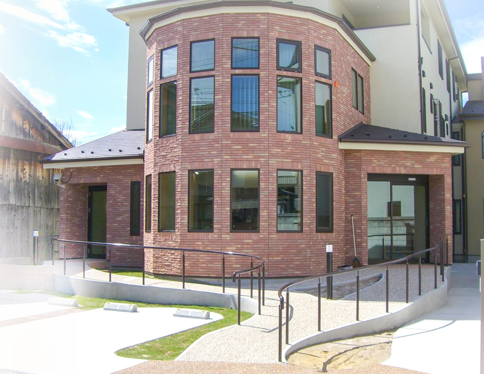 写真：上原医院外観